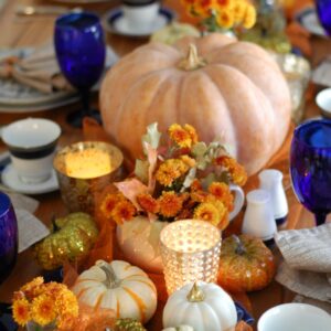 The Ruffled Mango's Thanksgiving Tablescape